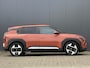Kia EV3 Plus Advanced 81.4 kWh | *Direct Leverbaar* | *€3.000,- Korting* | *563KM WLTP | Navi | Camera | Panoramadak | EL. Achterklep | Bel 079 361 64 44 voor een afspraak