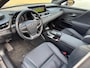 Lexus ES 300h Business Line | Schuifdak, Groot scherm, Stoel + Stuurverwarming, Dodehoekherkenning, Parkeersensoren, CarPlay