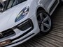 Porsche Macan 2.0 | SPORTDESIGN | SPORTCHRONO | PASM LUCHTVERING | SPORTUITLAATEINDPIJPEN | KRIJTGRIJS | 18-WEG STOELEN | ELEKTR.TREKHAAK | PANORAMA/SCHUIF-KANTELDAK | 21 INCH | BURMSTER | PLDS + |