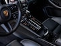 Porsche Macan 2.0 | SPORTDESIGN | SPORTCHRONO | PASM LUCHTVERING | SPORTUITLAATEINDPIJPEN | KRIJTGRIJS | 18-WEG STOELEN | ELEKTR.TREKHAAK | PANORAMA/SCHUIF-KANTELDAK | 21 INCH | BURMSTER | PLDS + |