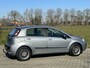 Fiat Punto Evo 1.3 M-JET 5 DRS AIRCO TREKH NAVI LM SUPER NET