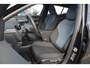 Volvo EX30 272PK Ext. Range Plus Adaptieve cruise control / BLIS / Parkeersensoren met camera / Elektrische achterklep / 20" velgen / Google infotainment / Keyless entry
