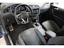 Volkswagen Tiguan 1.5 TSI 150pk R-Line | IQ. Light | Trekhaak | Camera | 100% (Dealer) onderhouden label
