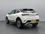 Opel Mokka SUV Level 3 100 pk | Navigatie | Achteruitrijcamera | Parkeersensoren Voor en Achter | LED Koplampen | Lederen Stuurwiel | Dodehoek Detectie | Climate Control | Cruise Control | 17" Lichtmetalen Velgen | Apple Carplay/Android Auto |