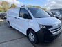 Volkswagen e-Transporter Bedrijfswagens Life L2 100 kW (136 pk) elektrische aandrijving | Achterdeuren zonder ruit  | Trekhaak, vast | Life intro |