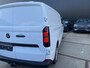 Volkswagen e-Transporter Bedrijfswagens Life L2 100 kW (136 pk) elektrische aandrijving | Achterdeuren zonder ruit  | Trekhaak, vast | Life intro |