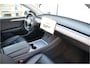 Tesla Model Y Long Range AWD 75 kWh Enhanced AutoPilot (twv 3.800,-), Warmtepomp