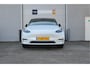 Tesla Model Y Long Range AWD 75 kWh Enhanced AutoPilot (twv 3.800,-), Warmtepomp