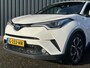 Toyota C-HR 1.8 Hybrid 122pk Automaat Style Ultimate I JBL I Stoelverwarming I Dodehoek Detectie I PDC V+A | Camera I Navigatie I