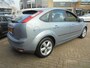 Ford Focus 1.6 16V Futura 5D
