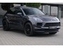 Porsche Macan 3.0 S Panodak Bose Sportstoelen GTS Achterlicht Trekhaak Carplay
