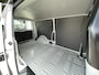 Volkswagen Transporter 2.0 TDI L2H1 28 150PK Hand 3 zits | Achterklep met ruit | Cruise control