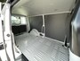 Volkswagen Transporter 2.0 TDI L2H1 28 150PK Hand 3 zits | Achterklep met ruit | Cruise control