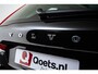Volvo XC60 2.0 T6 Plug-in hybrid AWD Plus Bright Panoramadak - Stoelverwarming voor/achter - Stuurwielverwarming - Standkachel met Timer - Stoelen voor elektrisch verstelbaar - Cruisecontrolsysteem -
