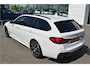 BMW 5-Serie 530e M-Sport Pano | Laser light | Harman Kardon | Memory stoel | Trekhaak elektr | Stuur + Stoelverwarming | Shadow line | Keyless DAB+