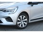 Renault Clio 1.0 TCe 90 Equilibre | incl. 12 maanden garantie | Parkeersensoren | LED | DAB+ | Navigatie | Cruise control | Airco | Apple carplay | Lane assist | Verkeersbord detectie | Regensensor | Origineel NL auto | Dealer onderhouden |