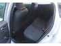 Renault Clio 1.0 TCe 90 Equilibre | incl. 12 maanden garantie | Parkeersensoren | LED | DAB+ | Navigatie | Cruise control | Airco | Apple carplay | Lane assist | Verkeersbord detectie | Regensensor | Origineel NL auto | Dealer onderhouden |
