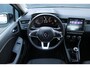 Renault Clio 1.0 TCe 90 Equilibre | incl. 12 maanden garantie | Parkeersensoren | LED | DAB+ | Navigatie | Cruise control | Airco | Apple carplay | Lane assist | Verkeersbord detectie | Regensensor | Origineel NL auto | Dealer onderhouden |