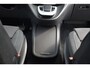 Mercedes-Benz V-klasse V 300 d 4MATIC extra lang geel kent incl btw / bpm