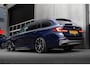 BMW 5-Serie Touring M550d 400 pk xDrive High Executive M-Sportpakket / 4-Wielsturing/ Laser/ Head-Up/ Night-Vision/ Soft-Close/ Keyless/ Harman&Kardon/ Pano-Dak/ 20'' LMV