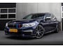 BMW 5-Serie Touring M550d 400 pk xDrive High Executive M-Sportpakket / 4-Wielsturing/ Laser/ Head-Up/ Night-Vision/ Soft-Close/ Keyless/ Harman&Kardon/ Pano-Dak/ 20'' LMV