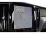 Volvo XC60 T6 350PK Long Range Dark Plus Dark Panoramisch schuif-kanteldak / Semi elektrisch wegklapbare trekhaak / Lederen bekleding / 19" lichtmetalen velgen / Adaptieve Cruise Control