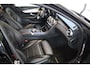 Mercedes-Benz C-klasse Estate 200 Business Solution AMG | Incl. 12 maanden garantie | Cruise control | Navigatie | Apple CarPlay | Vol lederen sportzetels | stoelverwarming | 360° camera + parkeersensoren | 1e eigenaar | LED koplampen | Zwarte hemel |