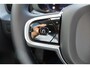 Volvo XC60 T6 350PK Plug-in hybrid AWD Plus Bright Long range / Adaptieve cruise control / Panoramadak / Apple carplay / Parkeersensoren met 360 camera / Elektrische achterklep / Elektrische stoelen met geheugen / Stoel en stuurwielverwarming