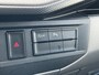 Volkswagen Transporter 6-Pers 2.0 TDI L2H1 DC 28 Highline Bulli Leer Cam Trekhaak Lang Caravelle 6 Persoons