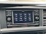 Volkswagen Transporter 6-Pers 2.0 TDI L2H1 DC Bulli Leer Cam Trekhaak Lang 6 Persoons Dubbele Cabine