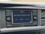 Volkswagen Transporter 6-Pers 2.0 TDI L2H1 DC 28 Highline Bulli Leer Cam Trekhaak Lang Caravelle 6 Persoons
