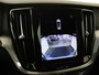 Volvo V60 B3 Essential Edition | Trekhaak | Stoel en Stuurverwarming |