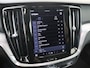 Volvo V60 B3 Essential Edition | Trekhaak | Stoel en Stuurverwarming |