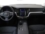Volvo V60 B3 Essential Edition | Trekhaak | Stoel en Stuurverwarming |