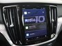 Volvo V60 B3 Essential Edition | Trekhaak | Stoel en Stuurverwarming |