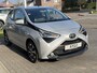 Toyota Aygo 1.0 X-Joy | Apple CarPlay/Android Auto, Lichtmetalen velgen, Parkeercamera, Stuurbediening, In hoogte verstelbare stoel