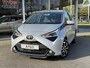 Toyota Aygo 1.0 X-Joy | Apple CarPlay/Android Auto, Lichtmetalen velgen, Parkeercamera, Stuurbediening, In hoogte verstelbare stoel