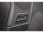 Porsche 911 3.8 Carrera 4S 355PK Navigatie 19LMV Volleder interieur met memorie Bose Installatie.