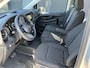 Mercedes-Benz eVito Tourer 129 PRO L2 90 kWh | 9 Zitplaatsen | Snelladen 110 KWh | Achteruitrijcamera | Parkeerpakket | Comfortbestuurdersstoel | Dodehoekassistent | 360KM Range |