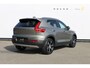 Volvo XC40 B4 211pk Automaat Inscription Panoramisch schuif-kanteldak / Adaptieve Cruise control / Trekhaak / 19" lichtmetalen velgen / Apple Carplay / Harman Kardon Audio