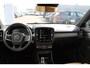 Volvo XC40 B4 211pk Automaat Inscription Panoramisch schuif-kanteldak / Adaptieve Cruise control / Trekhaak / 19" lichtmetalen velgen / Apple Carplay / Harman Kardon Audio