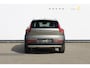 Volvo XC40 B4 211pk Automaat Inscription Panoramisch schuif-kanteldak / Adaptieve Cruise control / Trekhaak / 19" lichtmetalen velgen / Apple Carplay / Harman Kardon Audio
