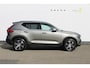 Volvo XC40 B4 211pk Automaat Inscription Panoramisch schuif-kanteldak / Adaptieve Cruise control / Trekhaak / 19" lichtmetalen velgen / Apple Carplay / Harman Kardon Audio