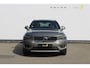 Volvo XC40 B4 211pk Automaat Inscription Panoramisch schuif-kanteldak / Adaptieve Cruise control / Trekhaak / 19" lichtmetalen velgen / Apple Carplay / Harman Kardon Audio