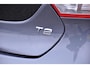 Volvo V40 1.6 T2 Kinetic Cruise control / Stoelverwarming / Voorruitverwarming / Navigatie / Bluetooth / Parkeersensoren achter /