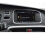 Volvo V40 1.6 T2 Kinetic Cruise control / Stoelverwarming / Voorruitverwarming / Navigatie / Bluetooth / Parkeersensoren achter /