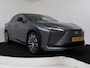 Lexus RZ 450e Direct 4 President Line 71 kWh | Stuur- en stoelverwarming | Mark Levinson Audio | Panoramisch glazen dak, dimbaar | Head-Up Display | Stoelen voor geventileerd |