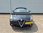Alfa Romeo Giulietta 1.4 Turbo airco,cruisecontrol,navigatie,parkeersensoren,