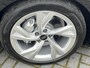 Audi A4 Avant 40 TFSi S-Tronic Quattro S-line | NAV. | EL. TREKHAAK | STANDKACHEL |