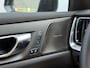 Volvo V60 T6 Recharge AUT8 350PK Plus Dark, Volvo V60 T6 AUT8 350PK Plus Dark, Audio By Harman Kardon, 360 Graden Camera, Panorama Dak, Verwarmde Voorstoelen En Achterbank, Trekhaak, Verwarmbare Voorruit, Parkeersensoren, Navigatiesysteem, Adaptieve Cruise Control, Dodehoekdetectie Met Correctie